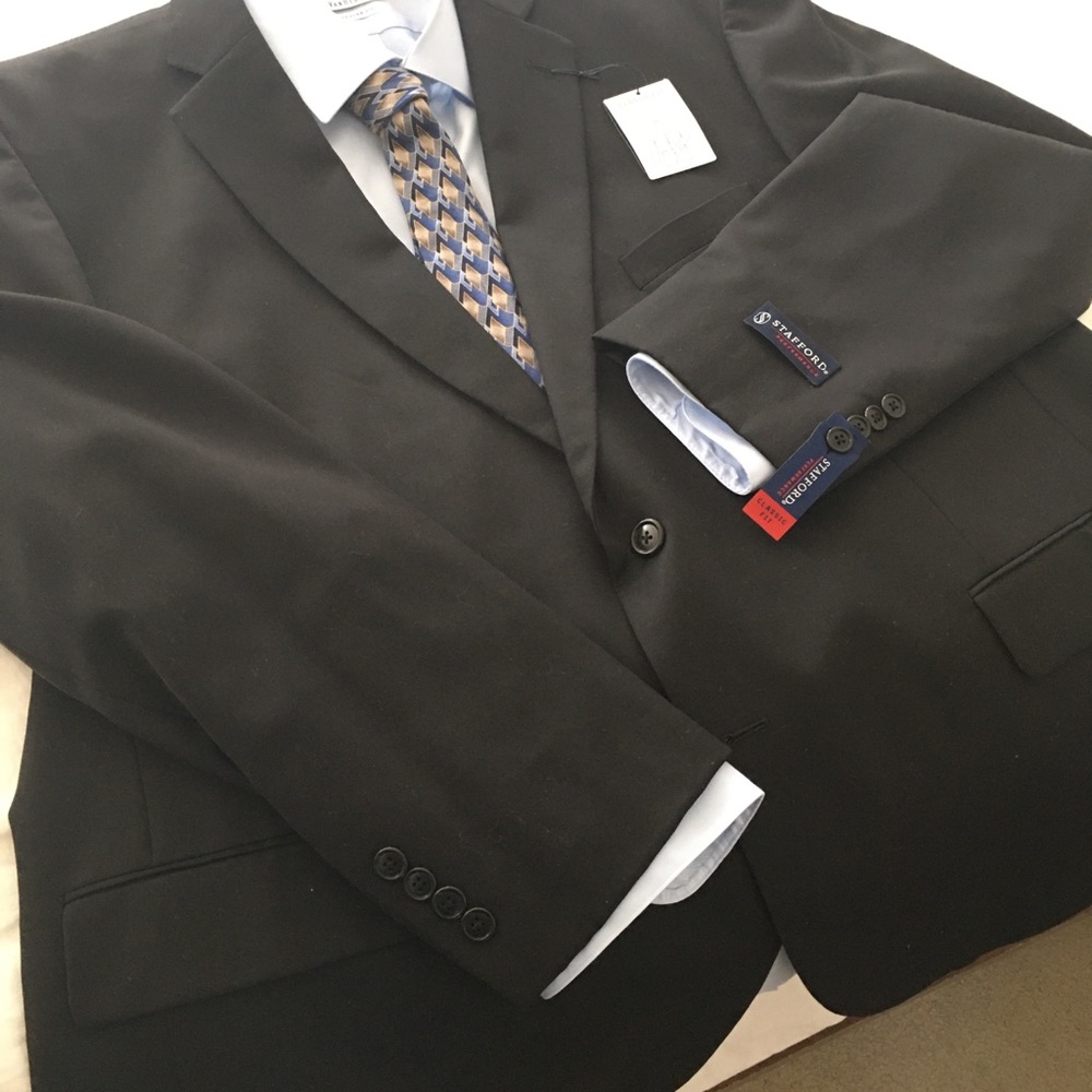 Mens suit 50R (Brand new Black two-piece suit)